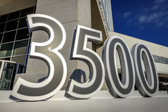 Executive Office Tower: 3500 N Causeway Blvd , Metairie, LA 70002